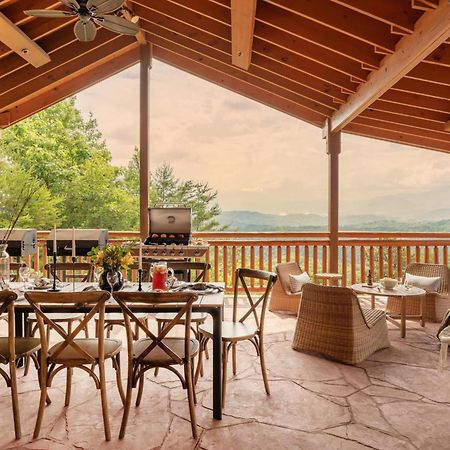 Sugarland By Avantstay Sleeps 28 Home Theatre Two Hot Tubs Indoor Pool Incredible Views Pigeon Forge Exterior foto